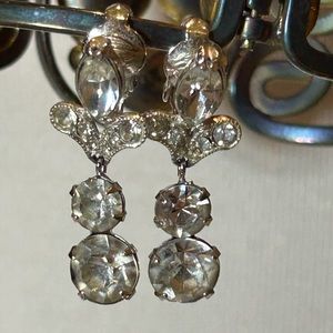 Vintage silver tone crystal clip on earrings